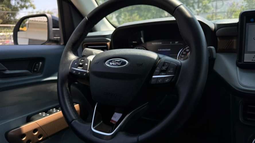 Ford Maverick 2.0 LARIAT 4X4 AT 4P (2024)