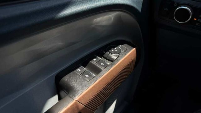 Ford Maverick 2.0 LARIAT 4X4 AT 4P (2024)