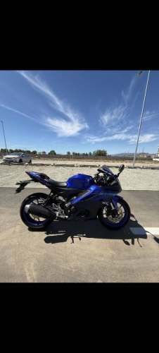 Yamaha R15 V4 2025