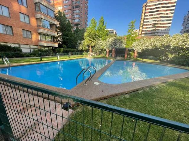 ARRIENDO AMPLIO DEPTO 4D 3B EST BOD BUEN SECTOR LAS CONDES