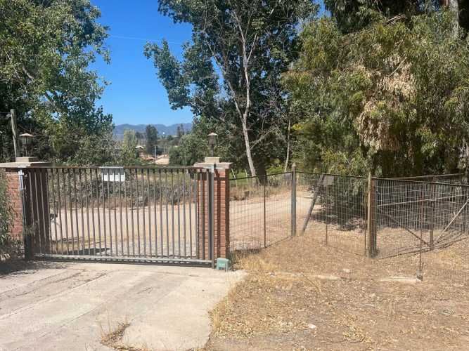 LINDA PARCELA CERCANA A COMERCIO EN MELIPILLA