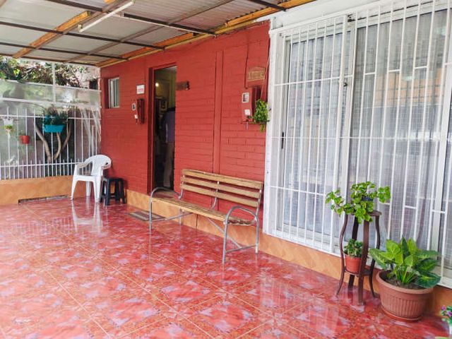 CASA DOBLE A 5 MIN DE LA AUTOPISTA