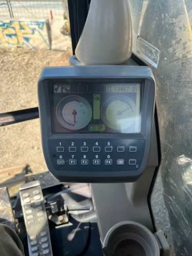 Excavadora John Deere 200D LC - Año 2012