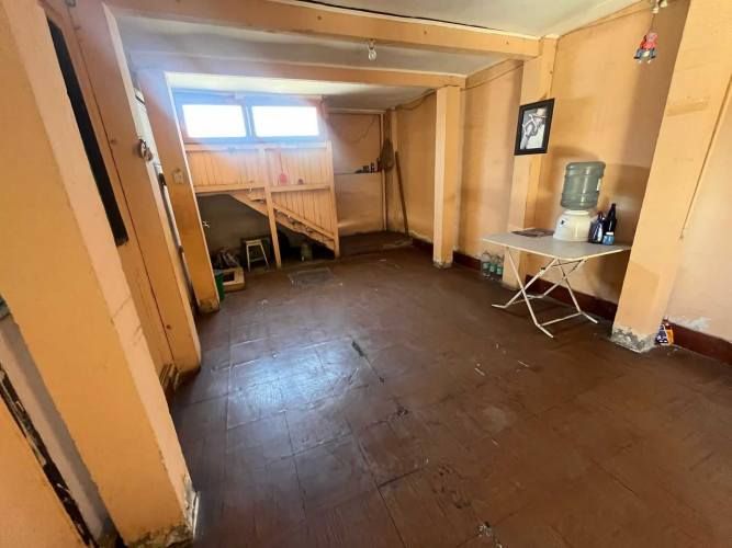 AMPLIA CASA EN VENTA AVENIDA RENDIC (133050)