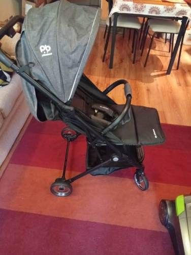 Coche Pikaboo modelo Ferrara plus