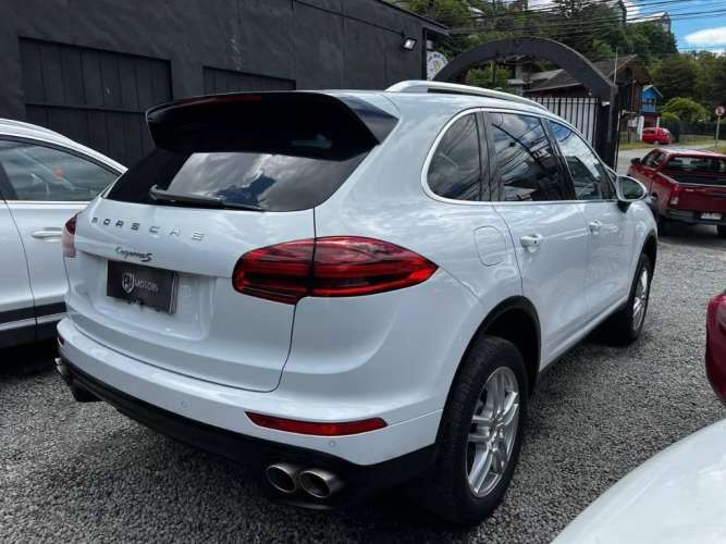 PORSCHE CAYENNE S