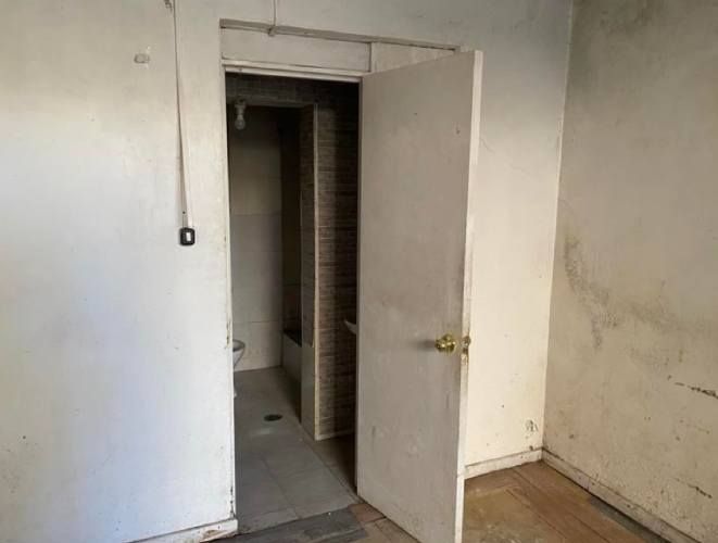 Propiedad Comercial habilitada para Hotelería, para remodelar.