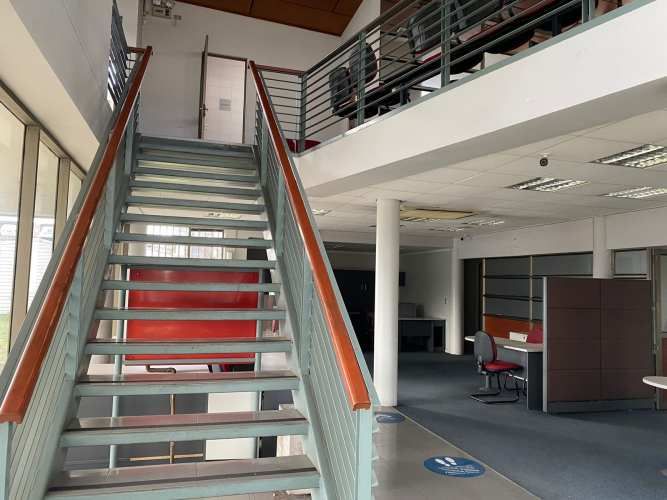 LOCAL COMERCIAL HOCHSTETTER