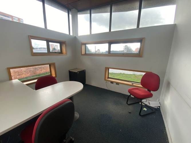 LOCAL COMERCIAL HOCHSTETTER