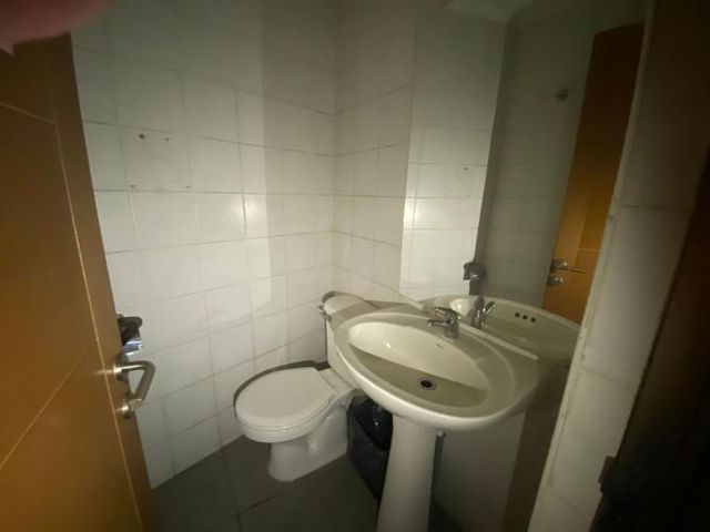 LOCAL COMERCIAL HOCHSTETTER