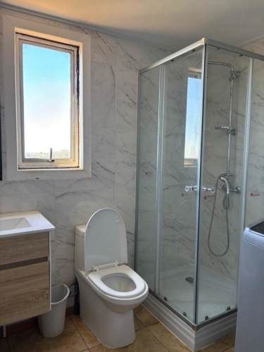 SE ARRIENDA ACOGEDORA CASA