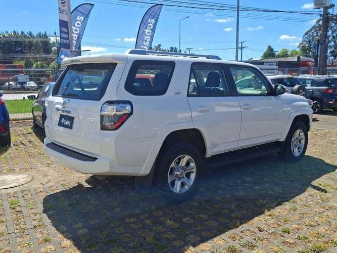 TOYOTA 4RUNNER  2024