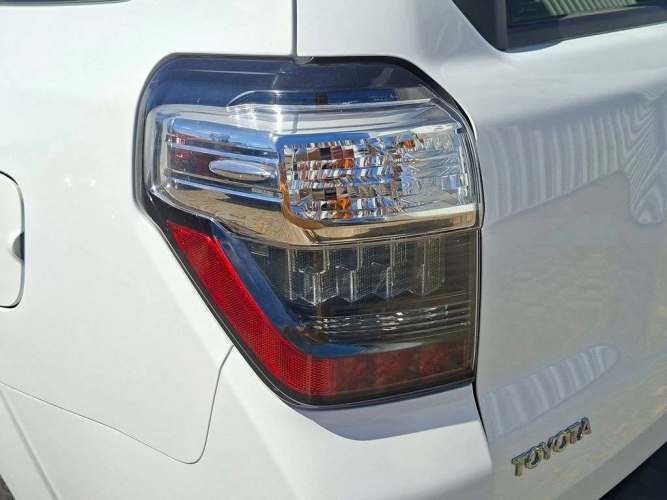 TOYOTA 4RUNNER  2024