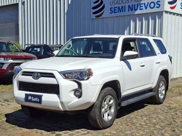 TOYOTA 4RUNNER  2024