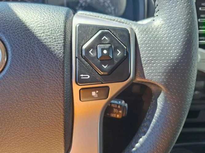 TOYOTA 4RUNNER  2024