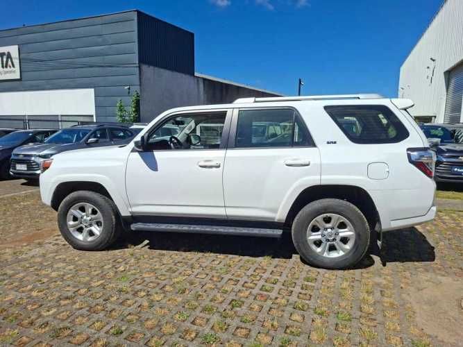 TOYOTA 4RUNNER  2024