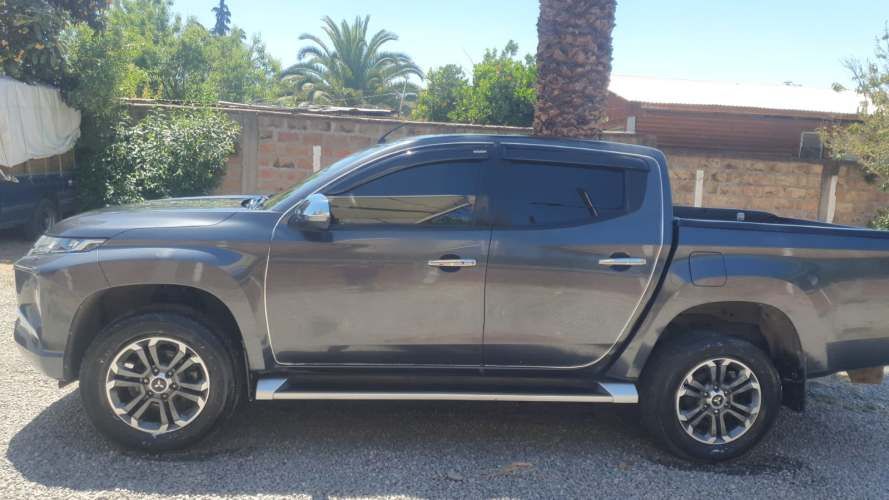 Mitsubushi L200 DAKAR 2.4L HP Automatica