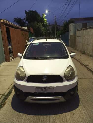 SE VENDE AUTO 2014 GEELY LC CROSS 1.3