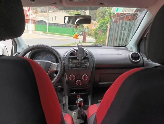 SE VENDE AUTO 2014 GEELY LC CROSS 1.3