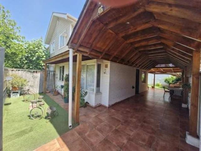 Se Venda casa usada en buenas condiciones