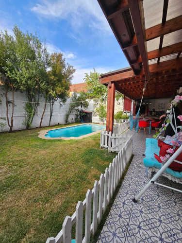 Casa 2 pisos Entorno Tranquilo, Condominio (133069)