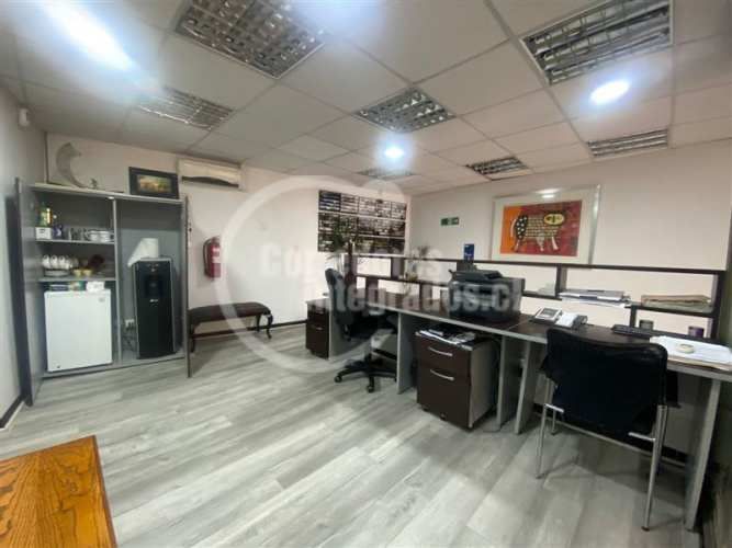 LOCAL COMERCIAL METRO ALCANTARA