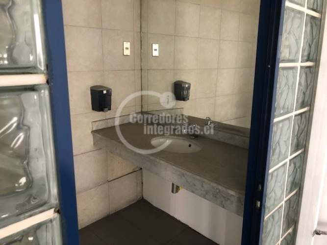 OFICINA San Antonio / Agustinas