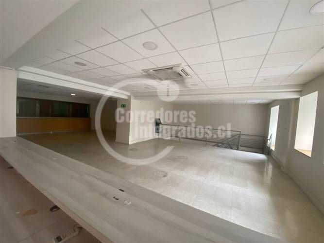 LOCAL COMERCIAL Palacio La Moneda