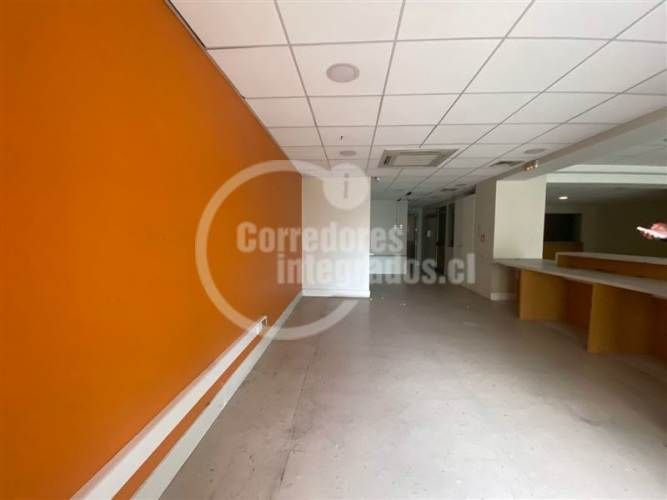 LOCAL COMERCIAL Palacio La Moneda