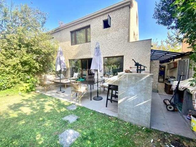 CASA Paul Harris / Estadio San Jorge