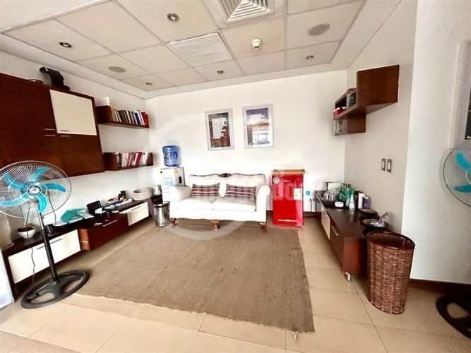 OFICINA Vitacura / Luis Pasteur