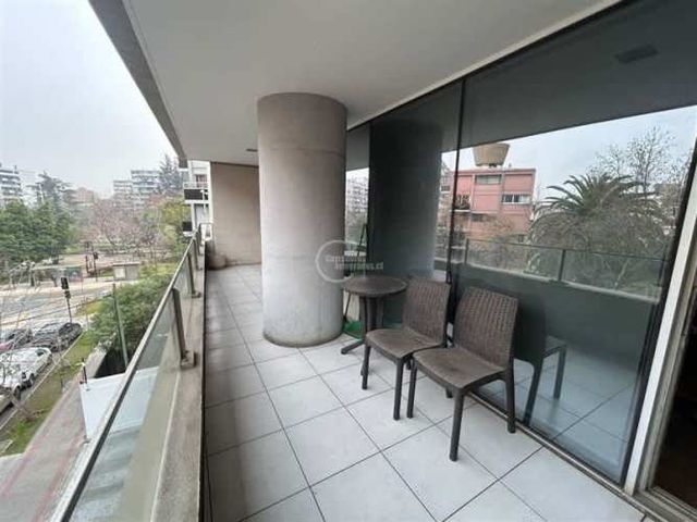 OFICINA Alfredo Barros Errazuriz / Marchat Pereira