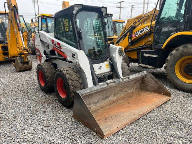 Minicargador Bobcat S630