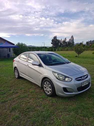 Hyundai accent 2014
