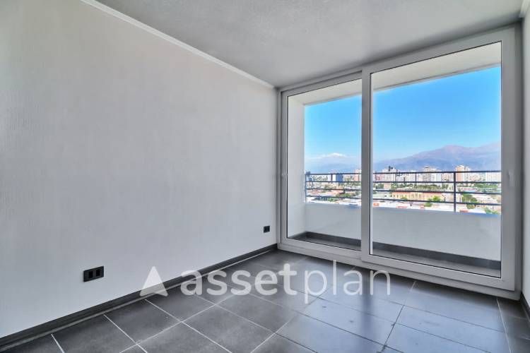 Av. Sta. Rosa 991 (1 Est ) [449-1]