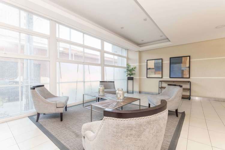 Av. Sta. Rosa 991 (1 Est ) [449-1]