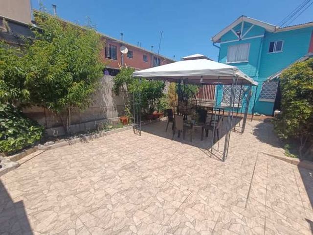 Casa con patio en villa san Ramon Puente Alto