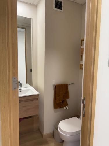 Increible oficina amoblada y con gran vista en Sector Empresarial