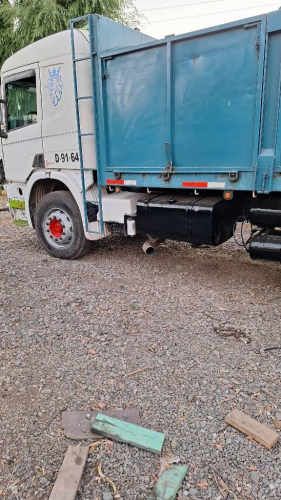 Camion scania y carro