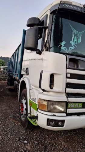 Camion scania y carro