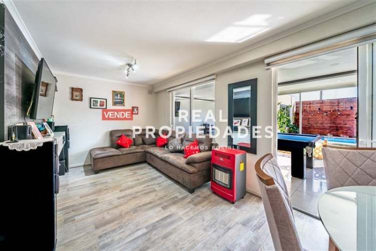 CASA Acceso a laguna navegable en Laguna El Sol. 196 m2