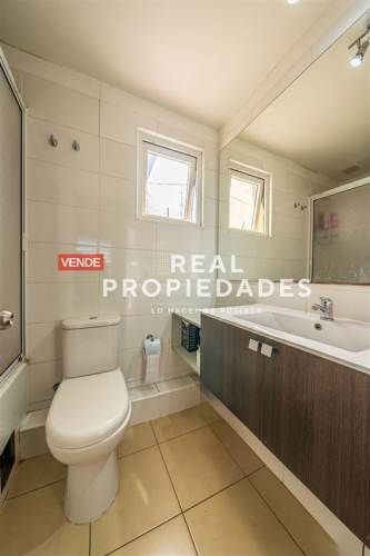 CASA Acceso a laguna navegable en Laguna El Sol. 196 m2