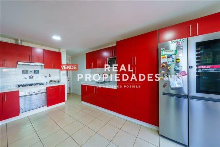 CASA Acceso a laguna navegable en Laguna El Sol. 196 m2