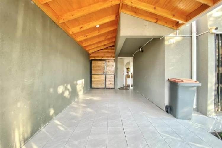 CASA Thiare / Av.El Rosal