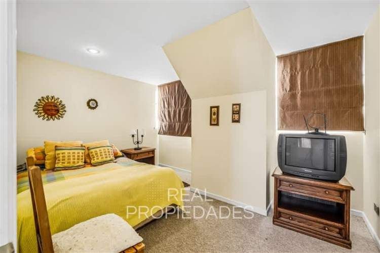 CASA Av.Alejandro Zegers