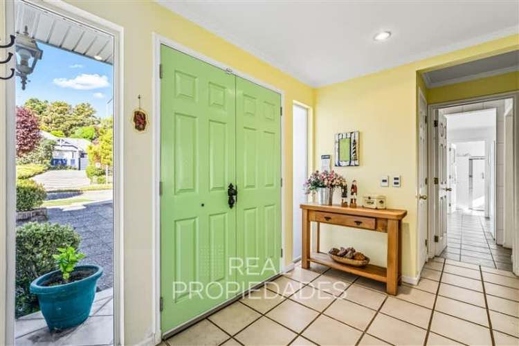 CASA Av.Alejandro Zegers