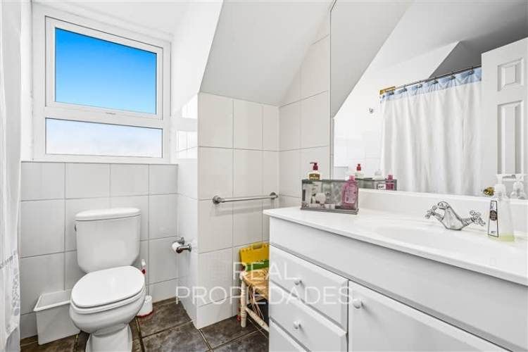 CASA Av.Alejandro Zegers