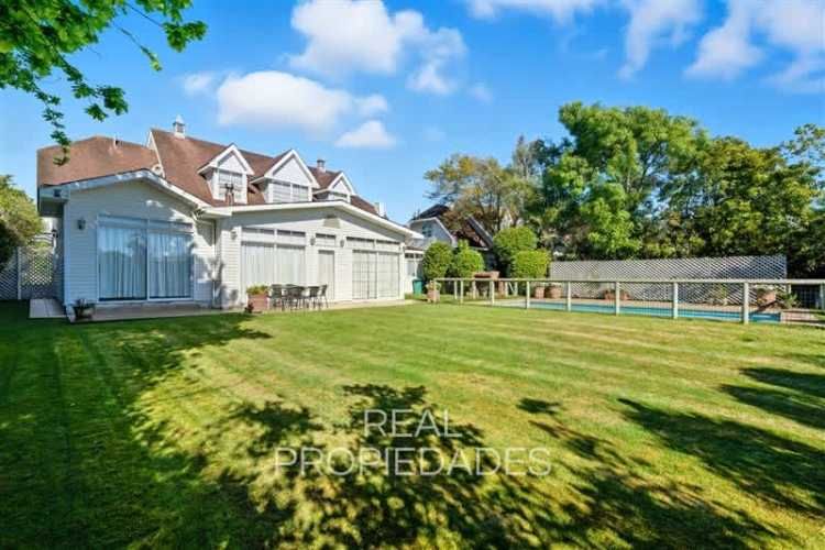 CASA Av.Alejandro Zegers