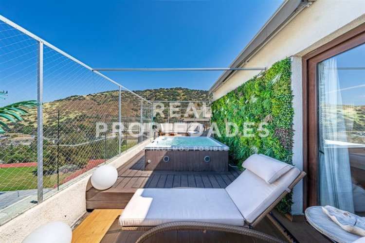 DEPARTAMENTO Penthouse vista despejada