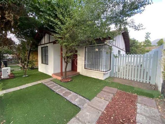 CASA San José de la Estrella / Calle Lago General Carrera